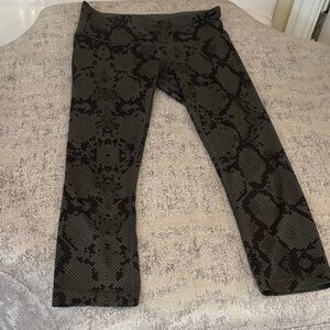 lululemon athletica Black and Olive Leggings